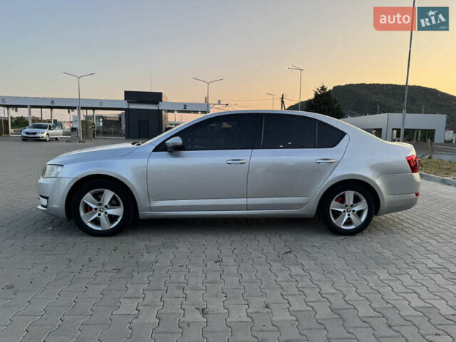 Серый Шкода Октавия, объемом двигателя 1.6 л и пробегом 228 тыс. км за 10400 $, фото 7 на Automoto.ua