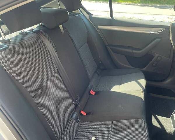 Серый Шкода Октавия, объемом двигателя 1.6 л и пробегом 188 тыс. км за 10700 $, фото 24 на Automoto.ua
