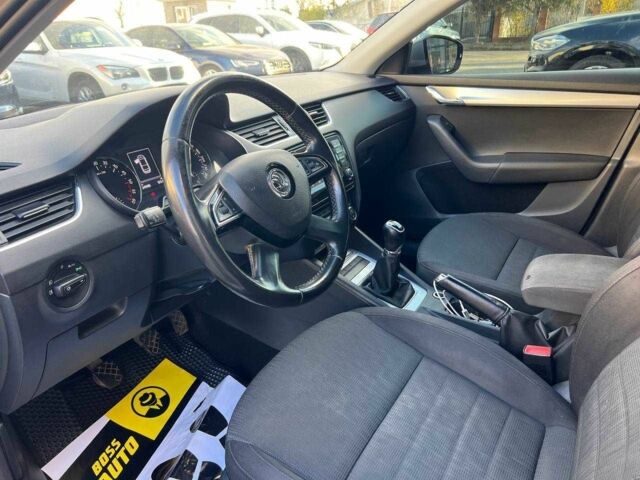 Серый Шкода Октавия, объемом двигателя 2 л и пробегом 246 тыс. км за 12500 $, фото 10 на Automoto.ua