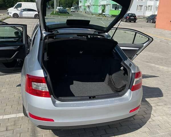 Серый Шкода Октавия, объемом двигателя 1.6 л и пробегом 188 тыс. км за 10700 $, фото 19 на Automoto.ua