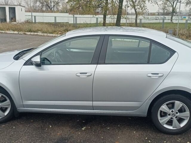 Сірий Шкода Октавія, об'ємом двигуна 1.8 л та пробігом 157 тис. км за 10300 $, фото 5 на Automoto.ua