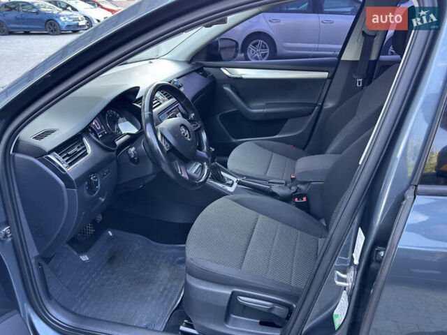 Сірий Шкода Октавія, об'ємом двигуна 2 л та пробігом 237 тис. км за 13300 $, фото 18 на Automoto.ua