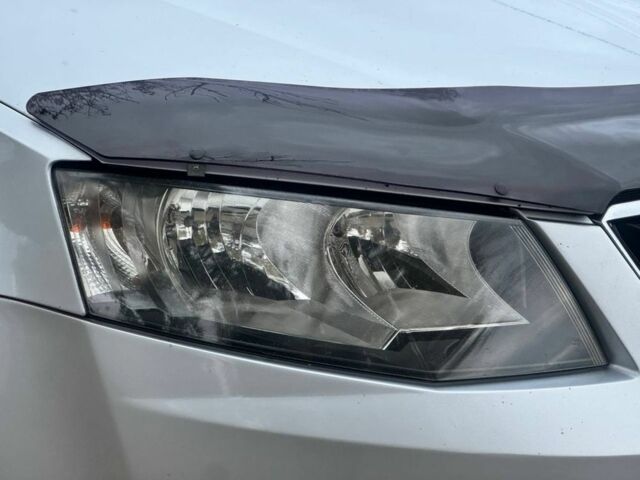 Сірий Шкода Октавія, об'ємом двигуна 1.4 л та пробігом 141 тис. км за 9350 $, фото 4 на Automoto.ua