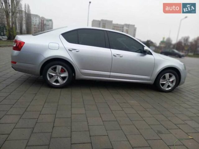 Сірий Шкода Октавія, об'ємом двигуна 2 л та пробігом 162 тис. км за 11800 $, фото 12 на Automoto.ua