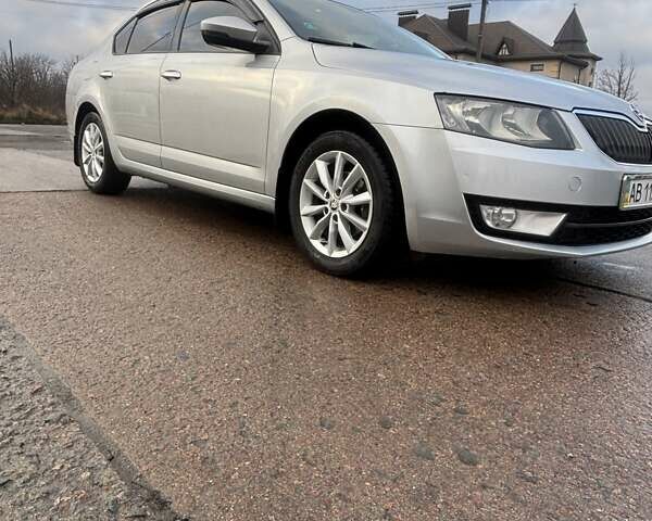 Серый Шкода Октавия, объемом двигателя 1.6 л и пробегом 309 тыс. км за 11700 $, фото 1 на Automoto.ua