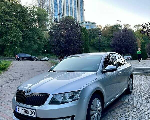 Серый Шкода Октавия, объемом двигателя 1.4 л и пробегом 240 тыс. км за 9600 $, фото 5 на Automoto.ua