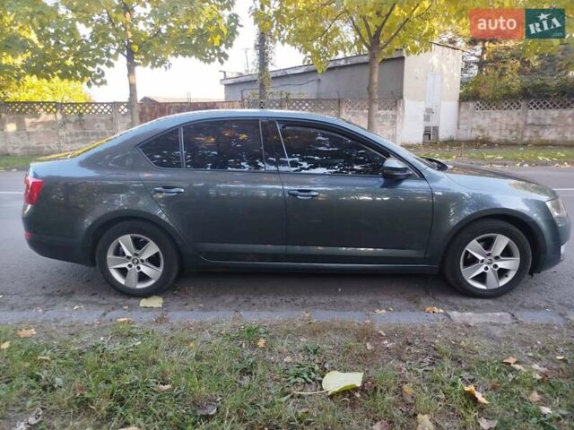Сірий Шкода Октавія, об'ємом двигуна 1.6 л та пробігом 289 тис. км за 10000 $, фото 6 на Automoto.ua
