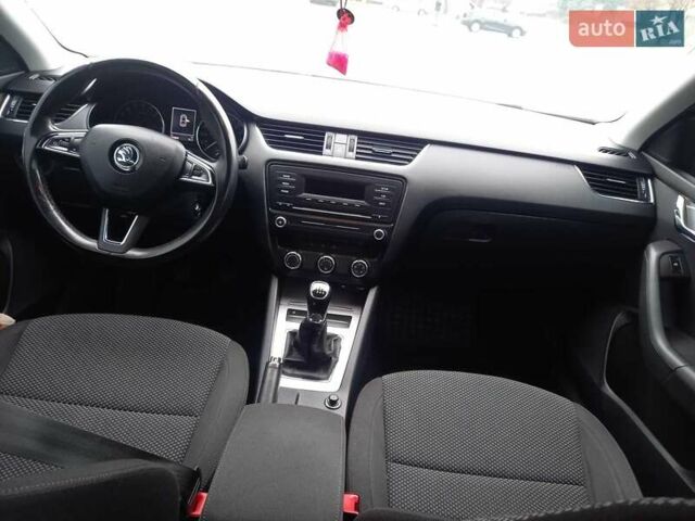 Сірий Шкода Октавія, об'ємом двигуна 2 л та пробігом 162 тис. км за 11800 $, фото 15 на Automoto.ua