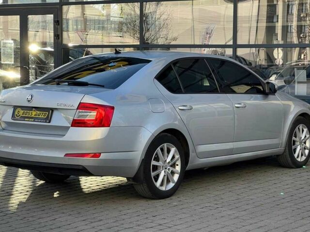 Серый Шкода Октавия, объемом двигателя 2 л и пробегом 246 тыс. км за 12500 $, фото 6 на Automoto.ua