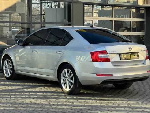 Серый Шкода Октавия, объемом двигателя 2 л и пробегом 246 тыс. км за 12500 $, фото 4 на Automoto.ua