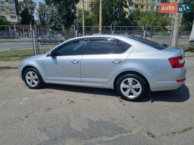 Серый Шкода Октавия, объемом двигателя 1.8 л и пробегом 206 тыс. км за 12000 $, фото 2 на Automoto.ua