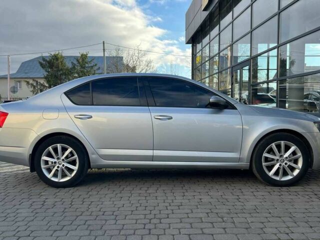 Серый Шкода Октавия, объемом двигателя 2 л и пробегом 246 тыс. км за 12500 $, фото 7 на Automoto.ua