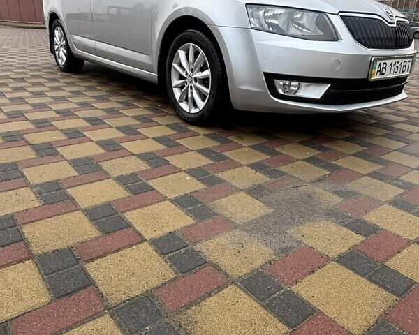 Серый Шкода Октавия, объемом двигателя 1.6 л и пробегом 309 тыс. км за 11700 $, фото 2 на Automoto.ua