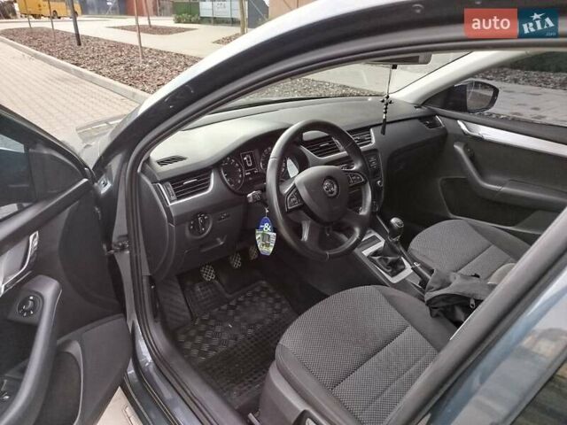 Сірий Шкода Октавія, об'ємом двигуна 1.6 л та пробігом 289 тис. км за 10000 $, фото 14 на Automoto.ua