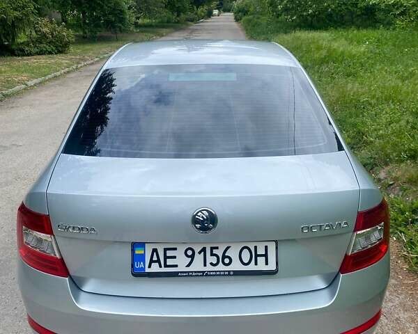 Серый Шкода Октавия, объемом двигателя 1.4 л и пробегом 90 тыс. км за 12000 $, фото 5 на Automoto.ua