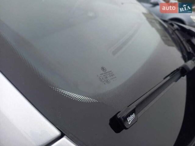 Сірий Шкода Октавія, об'ємом двигуна 2 л та пробігом 162 тис. км за 11800 $, фото 10 на Automoto.ua