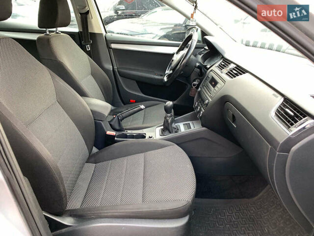 Серый Шкода Октавия, объемом двигателя 1.4 л и пробегом 360 тыс. км за 8190 $, фото 32 на Automoto.ua