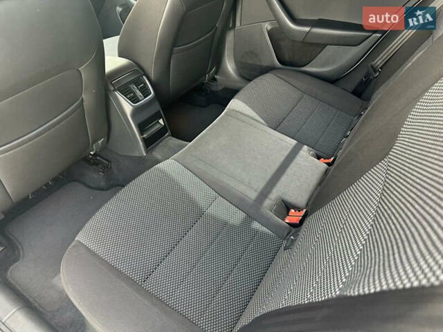 Серый Шкода Октавия, объемом двигателя 1.4 л и пробегом 290 тыс. км за 10000 $, фото 3 на Automoto.ua