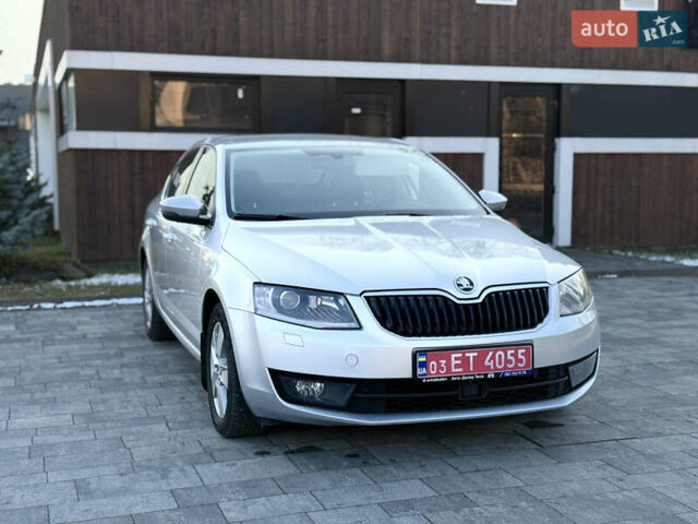 Серый Шкода Октавия, объемом двигателя 1.6 л и пробегом 265 тыс. км за 11200 $, фото 4 на Automoto.ua