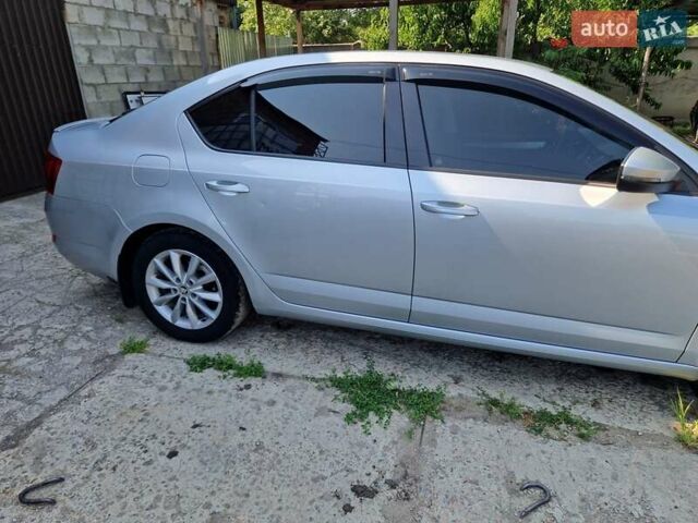 Сірий Шкода Октавія, об'ємом двигуна 1.6 л та пробігом 225 тис. км за 13000 $, фото 2 на Automoto.ua
