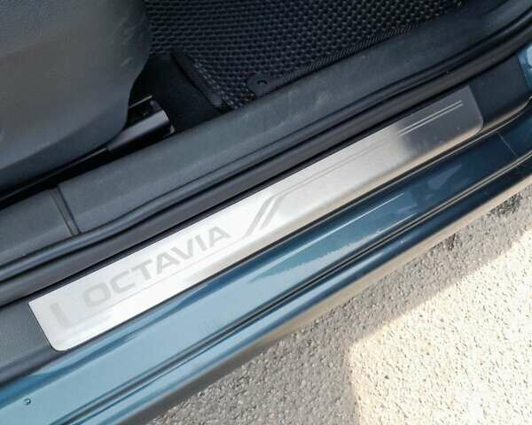 Серый Шкода Октавия, объемом двигателя 1.6 л и пробегом 280 тыс. км за 12900 $, фото 11 на Automoto.ua