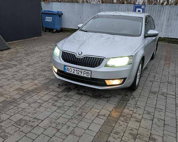 Серый Шкода Октавия, объемом двигателя 2 л и пробегом 269 тыс. км за 11500 $, фото 14 на Automoto.ua