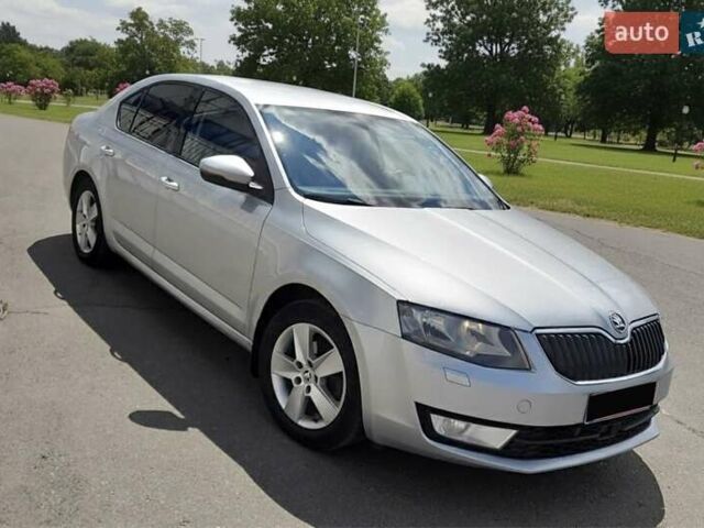 Сірий Шкода Октавія, об'ємом двигуна 1.6 л та пробігом 197 тис. км за 11500 $, фото 2 на Automoto.ua