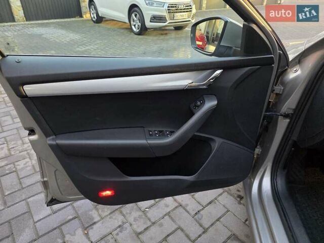 Серый Шкода Октавия, объемом двигателя 2 л и пробегом 222 тыс. км за 12200 $, фото 22 на Automoto.ua