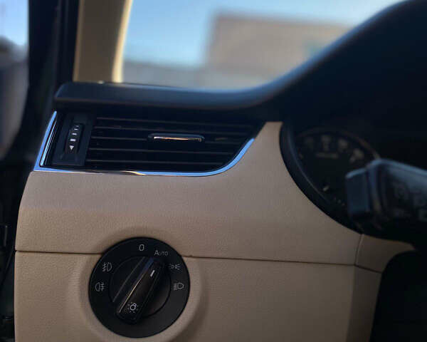 Серый Шкода Октавия, объемом двигателя 1.6 л и пробегом 255 тыс. км за 11300 $, фото 12 на Automoto.ua