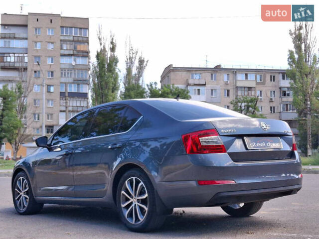 Сірий Шкода Октавія, об'ємом двигуна 1.6 л та пробігом 245 тис. км за 12999 $, фото 5 на Automoto.ua