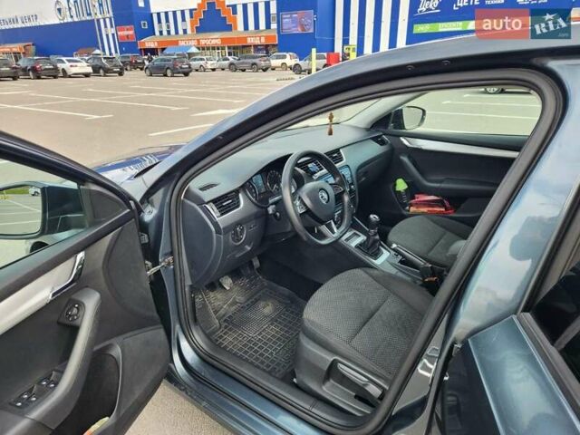 Серый Шкода Октавия, объемом двигателя 1.6 л и пробегом 230 тыс. км за 11888 $, фото 10 на Automoto.ua