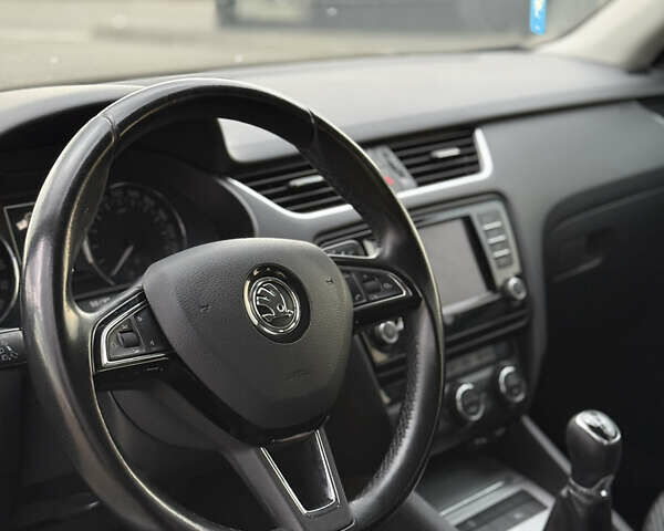 Сірий Шкода Октавія, об'ємом двигуна 1.6 л та пробігом 244 тис. км за 10200 $, фото 36 на Automoto.ua