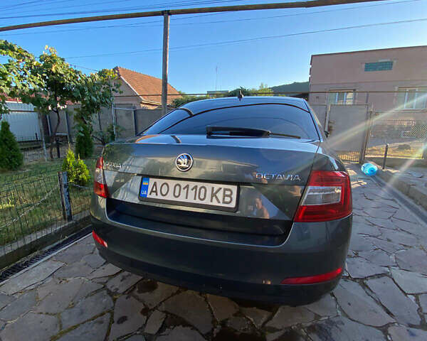 Серый Шкода Октавия, объемом двигателя 1.6 л и пробегом 255 тыс. км за 11300 $, фото 5 на Automoto.ua