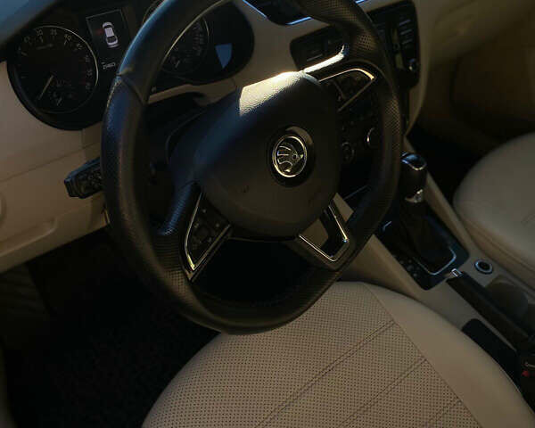 Серый Шкода Октавия, объемом двигателя 1.6 л и пробегом 255 тыс. км за 11300 $, фото 17 на Automoto.ua