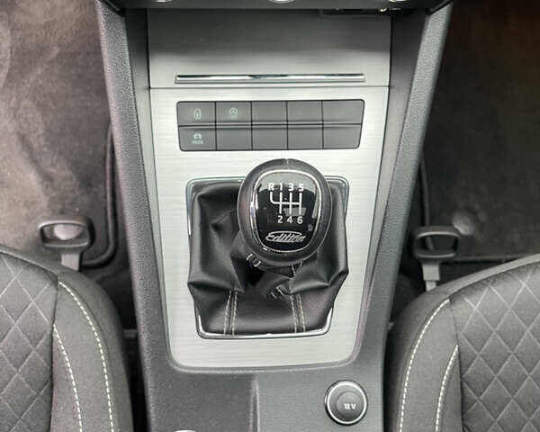 Серый Шкода Октавия, объемом двигателя 1.97 л и пробегом 275 тыс. км за 14300 $, фото 30 на Automoto.ua