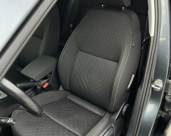 Серый Шкода Октавия, объемом двигателя 1.97 л и пробегом 275 тыс. км за 14300 $, фото 29 на Automoto.ua