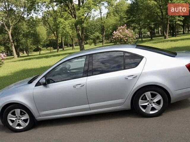 Сірий Шкода Октавія, об'ємом двигуна 1.6 л та пробігом 197 тис. км за 11500 $, фото 7 на Automoto.ua