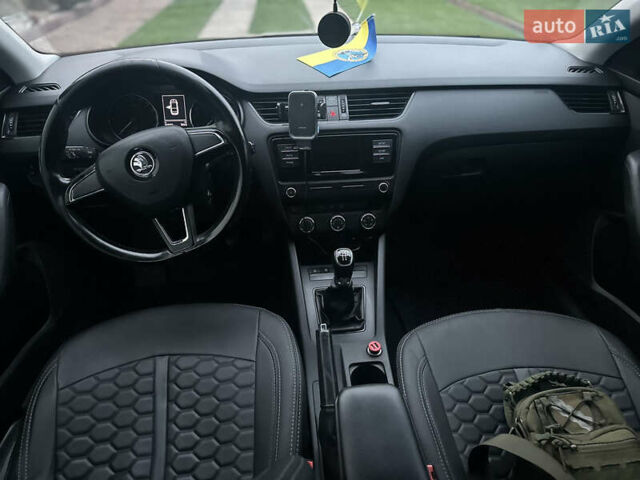 Серый Шкода Октавия, объемом двигателя 1.6 л и пробегом 315 тыс. км за 9300 $, фото 15 на Automoto.ua