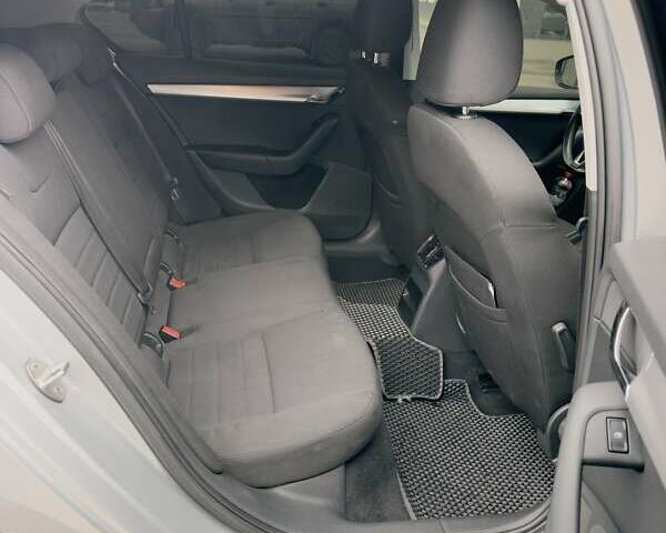 Серый Шкода Октавия, объемом двигателя 1.97 л и пробегом 279 тыс. км за 15500 $, фото 12 на Automoto.ua