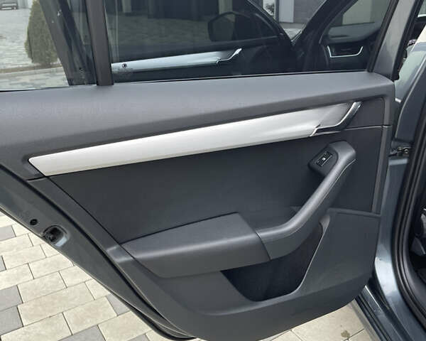 Серый Шкода Октавия, объемом двигателя 1.97 л и пробегом 275 тыс. км за 14300 $, фото 23 на Automoto.ua