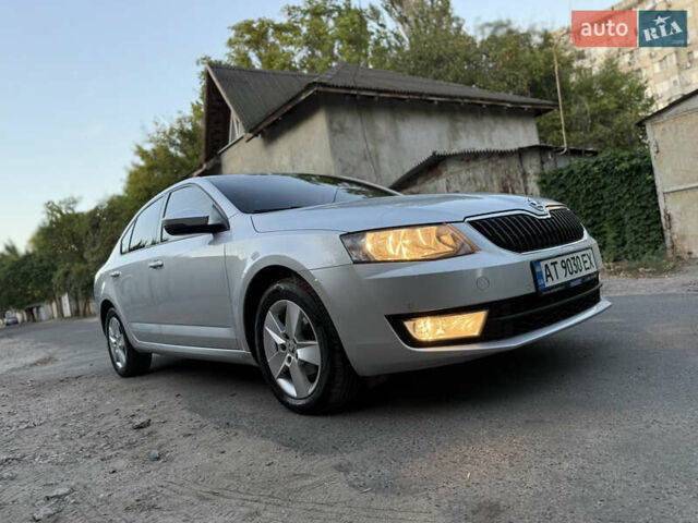Серый Шкода Октавия, объемом двигателя 1.6 л и пробегом 210 тыс. км за 12000 $, фото 11 на Automoto.ua