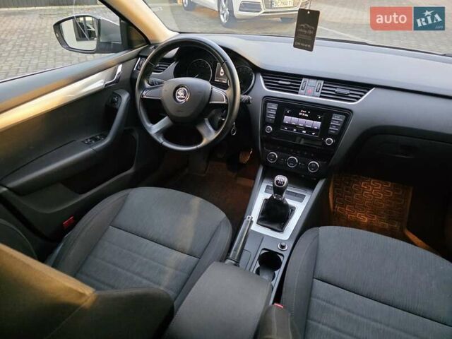 Серый Шкода Октавия, объемом двигателя 2 л и пробегом 222 тыс. км за 12200 $, фото 36 на Automoto.ua
