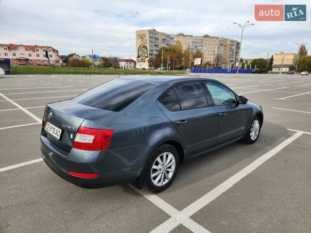 Серый Шкода Октавия, объемом двигателя 1.6 л и пробегом 230 тыс. км за 11888 $, фото 4 на Automoto.ua
