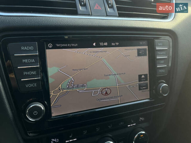 Сірий Шкода Октавія, об'ємом двигуна 1.6 л та пробігом 245 тис. км за 12999 $, фото 12 на Automoto.ua