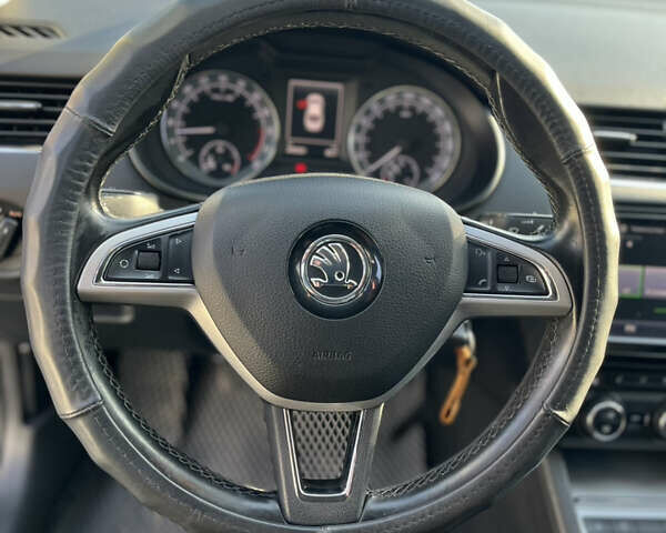 Сірий Шкода Октавія, об'ємом двигуна 1.6 л та пробігом 245 тис. км за 12999 $, фото 15 на Automoto.ua