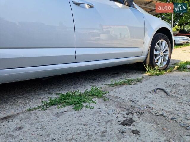 Сірий Шкода Октавія, об'ємом двигуна 1.6 л та пробігом 225 тис. км за 13000 $, фото 3 на Automoto.ua