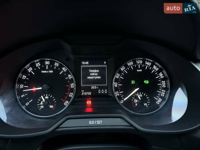 Серый Шкода Октавия, объемом двигателя 1.6 л и пробегом 210 тыс. км за 12000 $, фото 18 на Automoto.ua