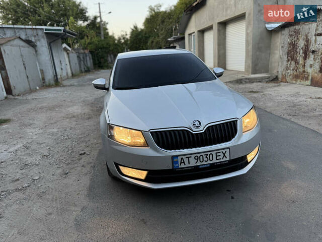 Серый Шкода Октавия, объемом двигателя 1.6 л и пробегом 210 тыс. км за 12000 $, фото 10 на Automoto.ua