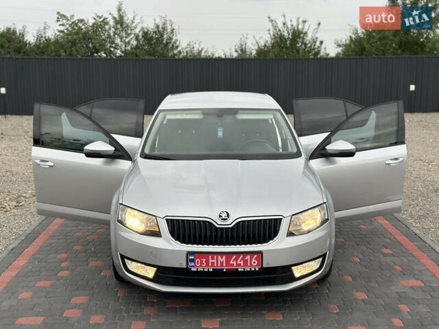 Сірий Шкода Октавія, об'ємом двигуна 1.6 л та пробігом 245 тис. км за 10999 $, фото 3 на Automoto.ua