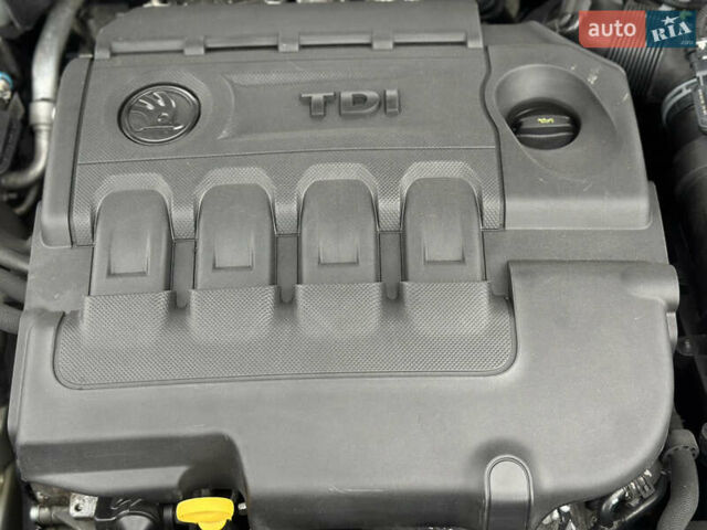 Сірий Шкода Октавія, об'ємом двигуна 1.6 л та пробігом 245 тис. км за 10999 $, фото 23 на Automoto.ua